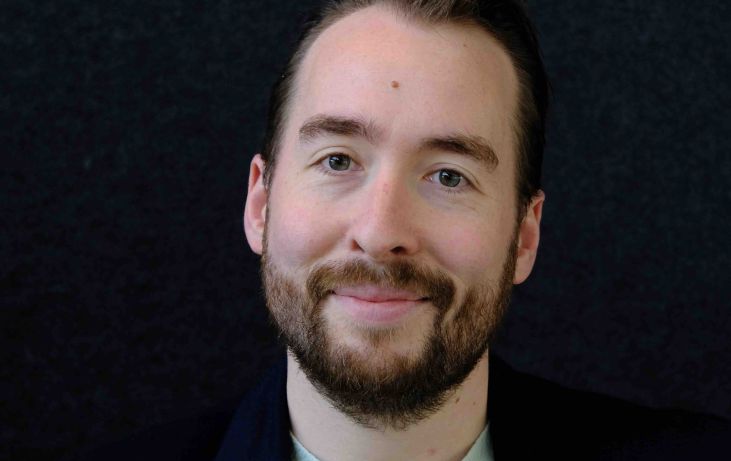 Ilja Croijmans over geuren en smaken beschrijven op het Onze Taal-congres