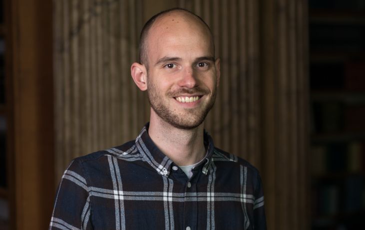Lucas van der Deijl over de toegankelijkheid van wetenschappelijke kennis en het Onze Taal-congres